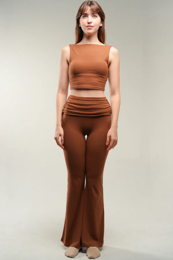 Romantic Flared Leggings