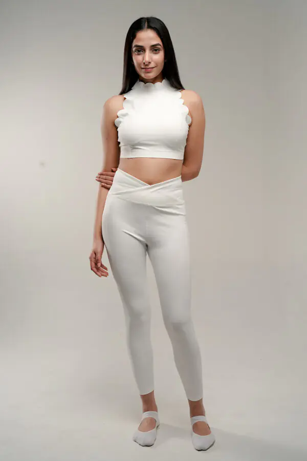 V-cut wasitband Crisscross Hourglass Leggings